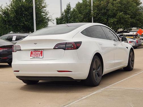 Pearl White Multi-Coat 2020 Tesla Model 3 Standard Range Plus