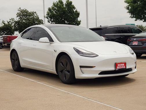 Pearl White Multi-Coat 2020 Tesla Model 3 Standard Range Plus