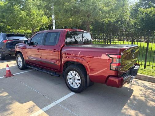 Cardinal Red Metallic Tricoat 2024 Nissan Frontier SV
