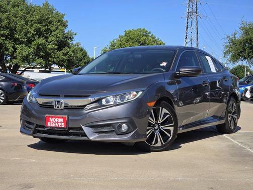 Polished Metal Metallic 2018 Honda Civic EX-T