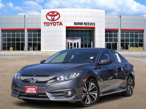 Polished Metal Metallic 2018 Honda Civic EX-T
