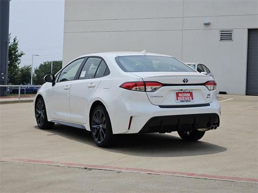 2025 Toyota Corolla Hybrid SE