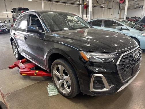 2023 Audi Q5 45 S line Prestige