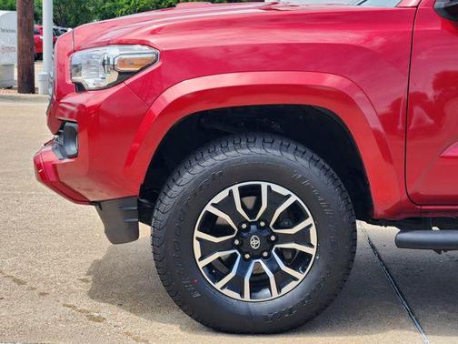 Barcelona Red Metallic 2021 Toyota Tacoma TRD Sport