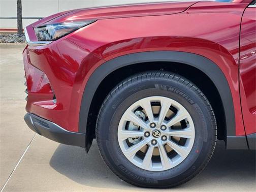 2025 Toyota Grand Highlander Hybrid XLE