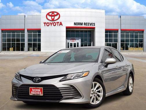 Celestial Silver Metallic 2023 Toyota Camry LE