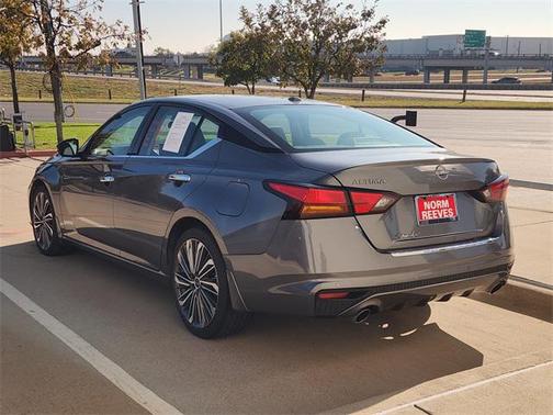 2023 Nissan Altima 2.5 SL
