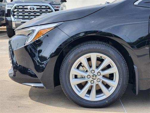 2025 Toyota Corolla Hybrid XLE
