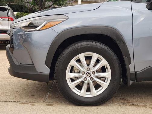 Celestite 2024 Toyota Corolla Cross LE