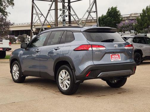 Celestite 2024 Toyota Corolla Cross LE