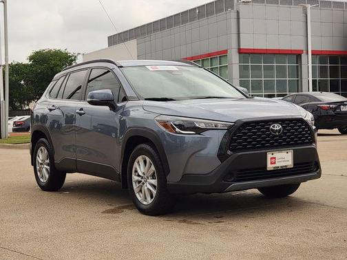 Celestite 2024 Toyota Corolla Cross LE