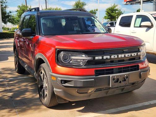 HOT PEPPER RED TC 2023 Ford Bronco Sport Outer Banks