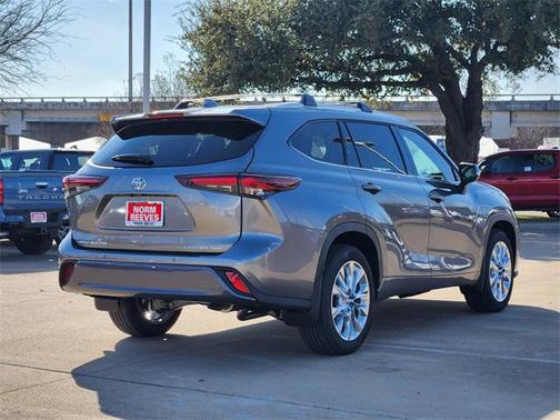 2026 Toyota Highlander Limited