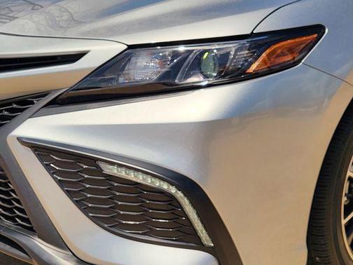 Celestial Silver Metallic 2024 Toyota Camry Hybrid SE