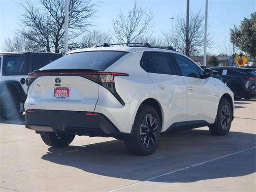 2026 Toyota bZ XLE Plus