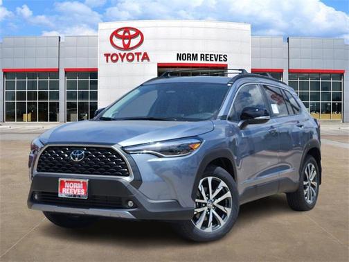 2025 Toyota Corolla Cross XLE
