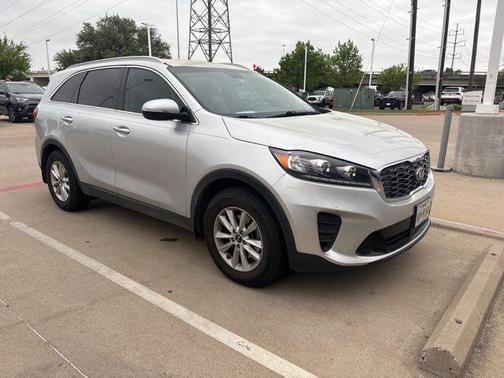 Sparkling Silver 2020 Kia Sorento LX