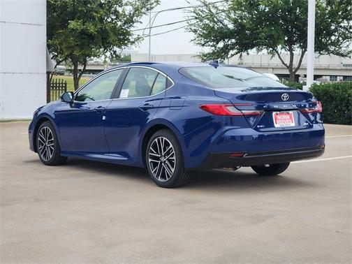 2025 Toyota Camry XLE
