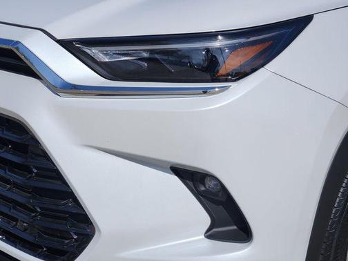 2025 Toyota Grand Highlander Platinum