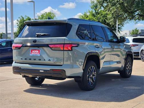 2025 Toyota Sequoia Platinum