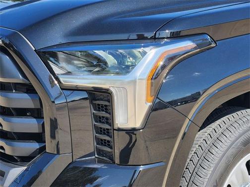 2025 Toyota Tundra SR