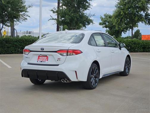 2025 Toyota Corolla Hybrid SE