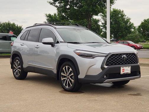 Sonic Silver 2023 Toyota Corolla Cross XLE