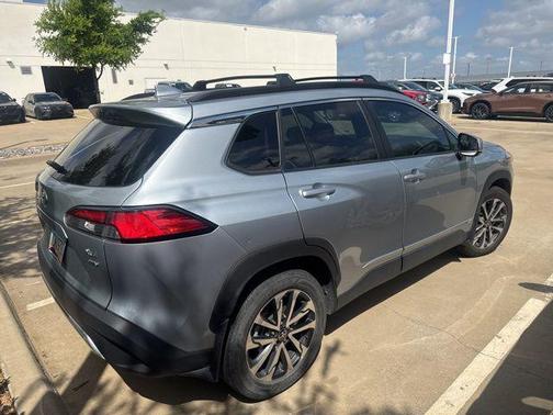 Sonic Silver 2023 Toyota Corolla Cross XLE