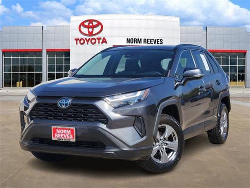 2022 Toyota RAV4 Hybrid XLE