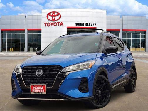 Electric Blue Metallic 2023 Nissan Kicks SR