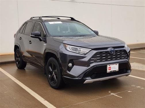 2021 Toyota RAV4 Hybrid SE
