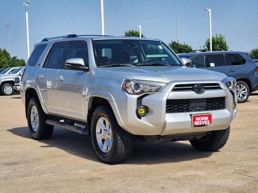 Classic Silver Metallic 2021 Toyota 4Runner SR5 Premium