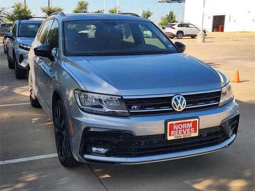 2021 Volkswagen Tiguan 2.0T SE R-Line Black