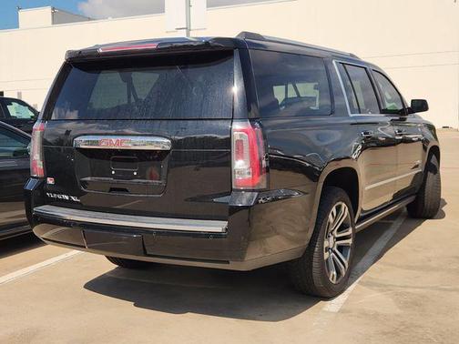 Onyx Black 2018 GMC Yukon XL Denali