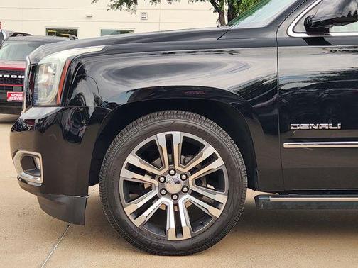 Onyx Black 2018 GMC Yukon XL Denali