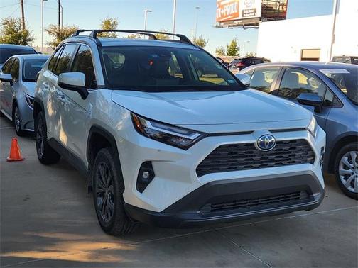 2023 Toyota RAV4 Hybrid XLE Premium