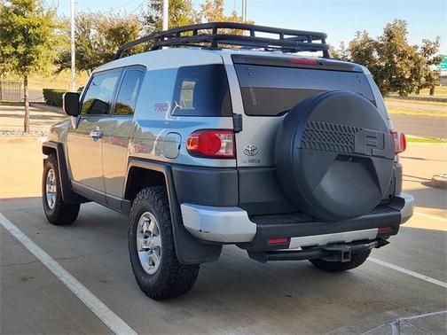 2011 Toyota FJ Cruiser Base