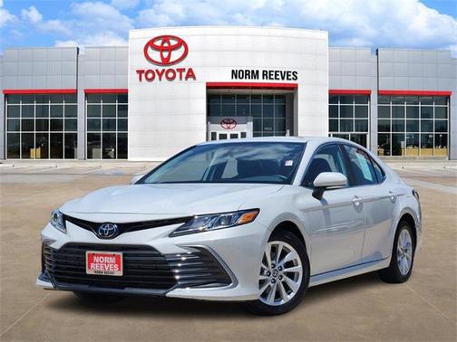 2024 Toyota Camry LE