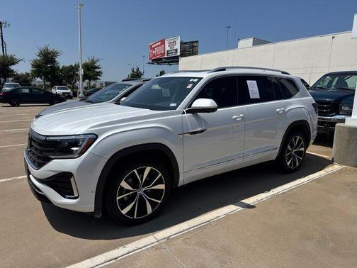 Opal White 2024 Volkswagen Atlas 2.0T SEL Premium R-Line 4MOTION