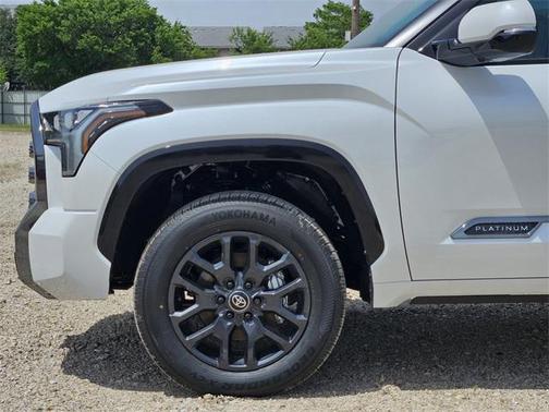 2025 Toyota Tundra Platinum