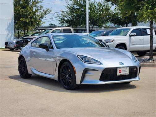 2025 Toyota GR86 Premium