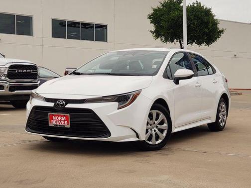 Ice Cap 2024 Toyota Corolla LE