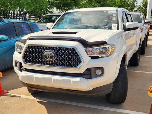 Super White 2019 Toyota Tacoma TRD Sport