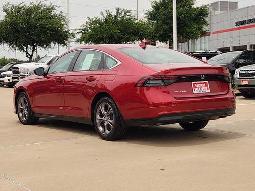 Solar Silver Metallic 2024 Honda Accord EX