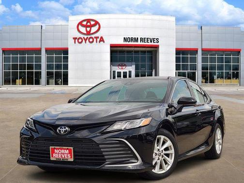 Midnight Black Metallic 2021 Toyota Camry LE