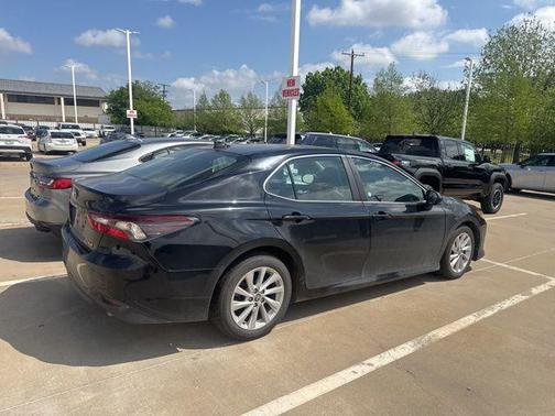 Midnight Black Metallic 2021 Toyota Camry LE