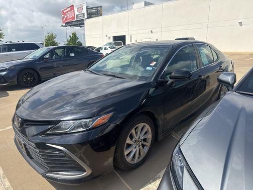 Midnight Black Metallic 2021 Toyota Camry LE