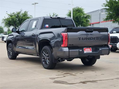 2025 Toyota Tundra Hybrid Platinum