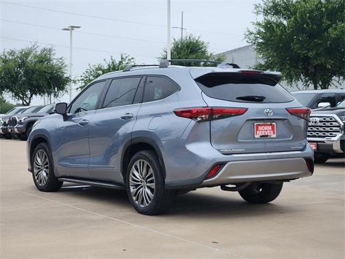 2021 Toyota Highlander Platinum