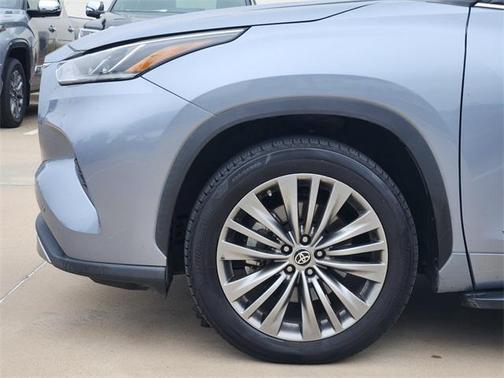 2021 Toyota Highlander Platinum